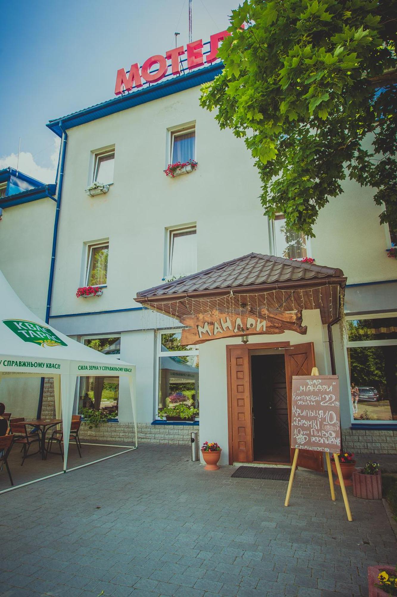 Motel Formula 1 Ivano-Frankivsk Exteriér fotografie