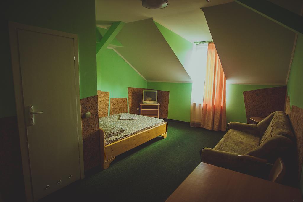 Motel Formula 1 Ivano-Frankivsk Pokoj fotografie